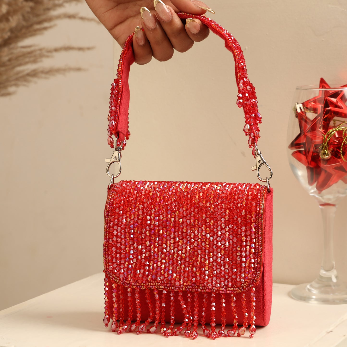 Women Multicolor Beaded Flap Handbag with Chain Strap