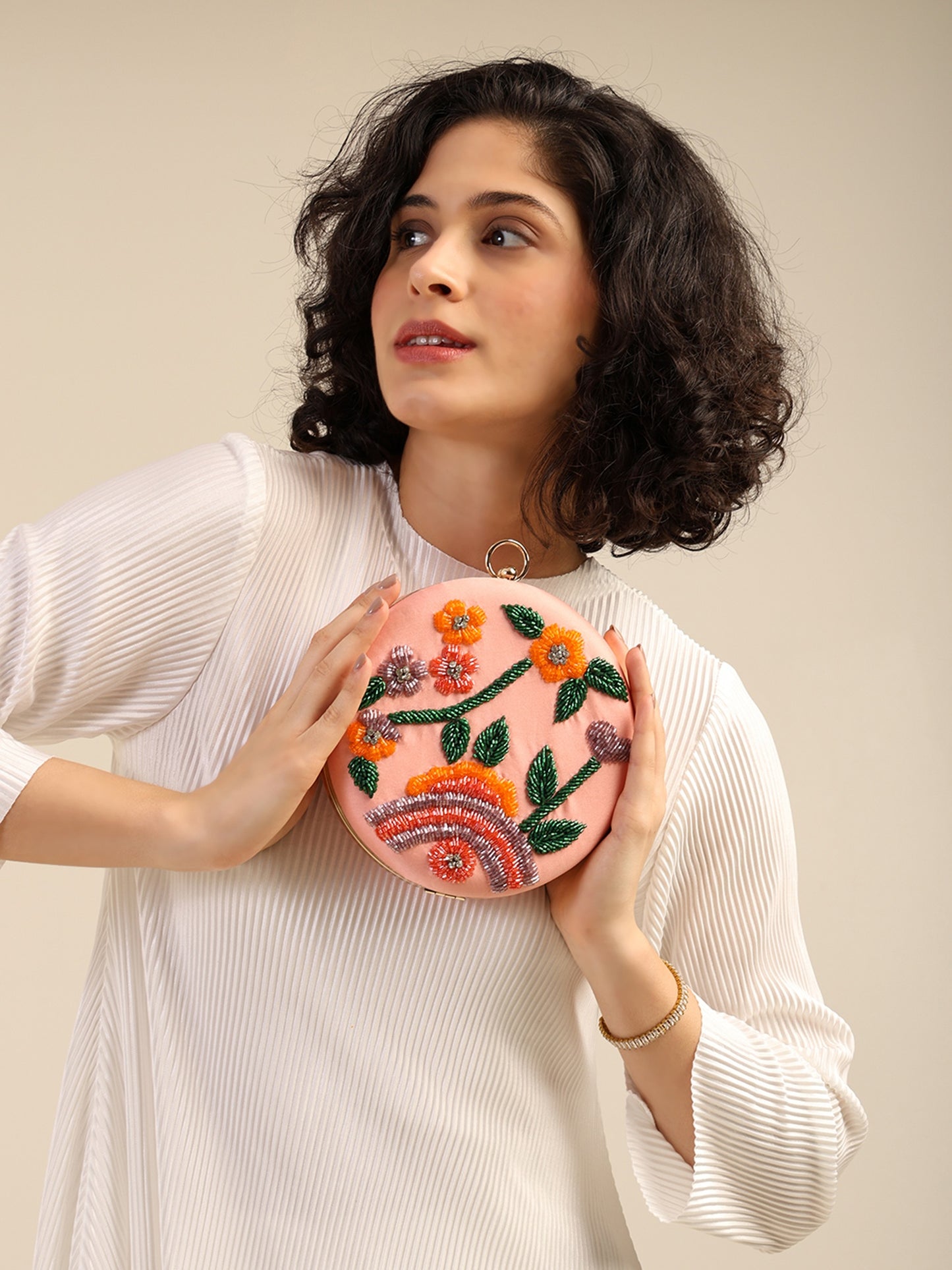 Blooming Spectrum Clutch Purse for Women Floral Embroidered Evening Clutches Handbags Crossbody Bag for Wedding Cocktail Prom Elegance Charm