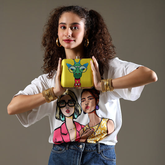 Hello Yellow – Funky Giraffe Pop Art Clutch for the Quirky You