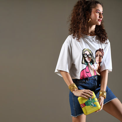 Hello Yellow – Funky Giraffe Pop Art Clutch for the Quirky You